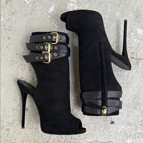 Giuseppe Zanotti Colleen suede heel